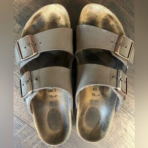 Birkenstock Arizona Women's Sandal, size 38 (7 - 7.5)